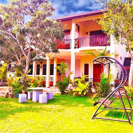 Sunny Side Villa 탕갈레 외부 사진